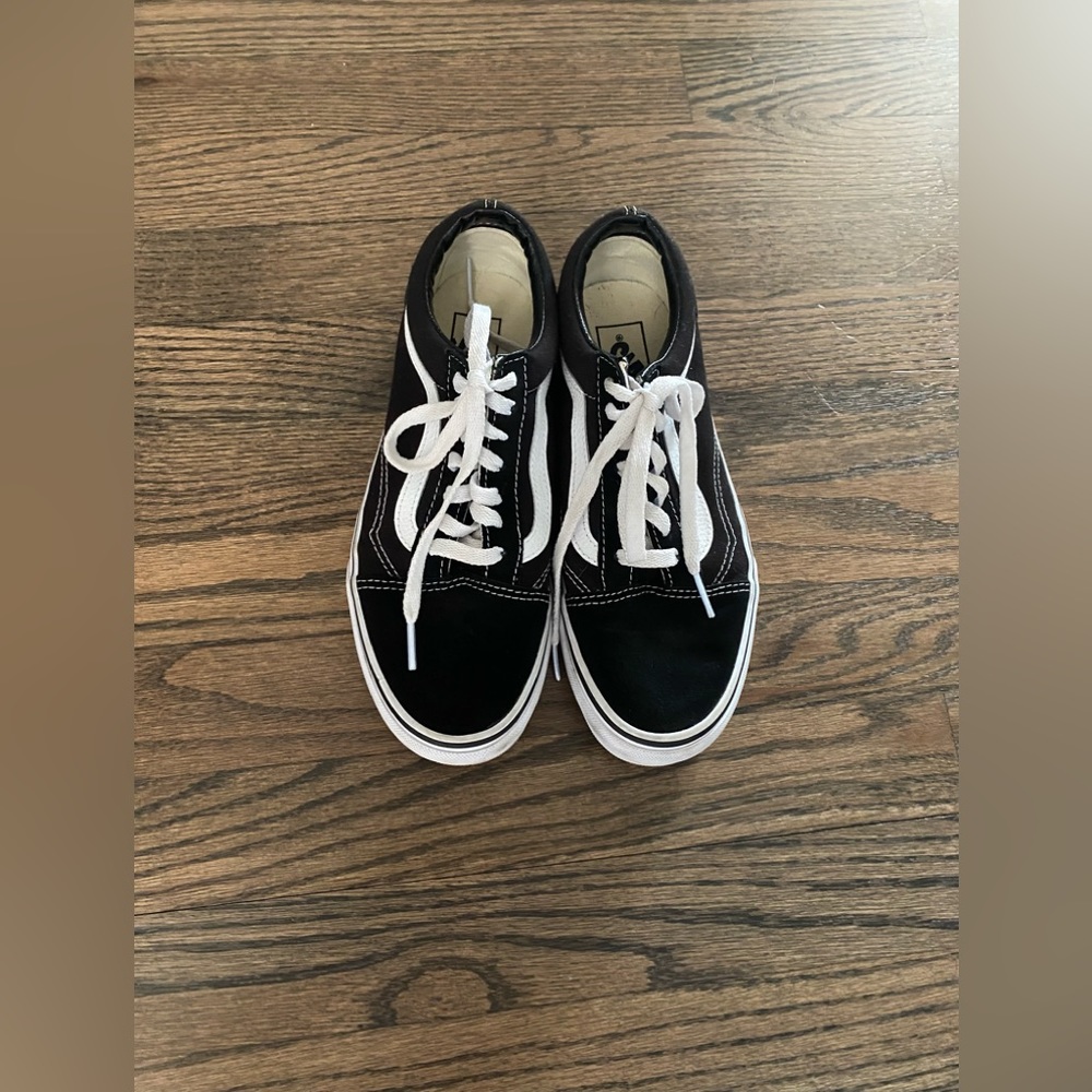 VANS black and white sneakers